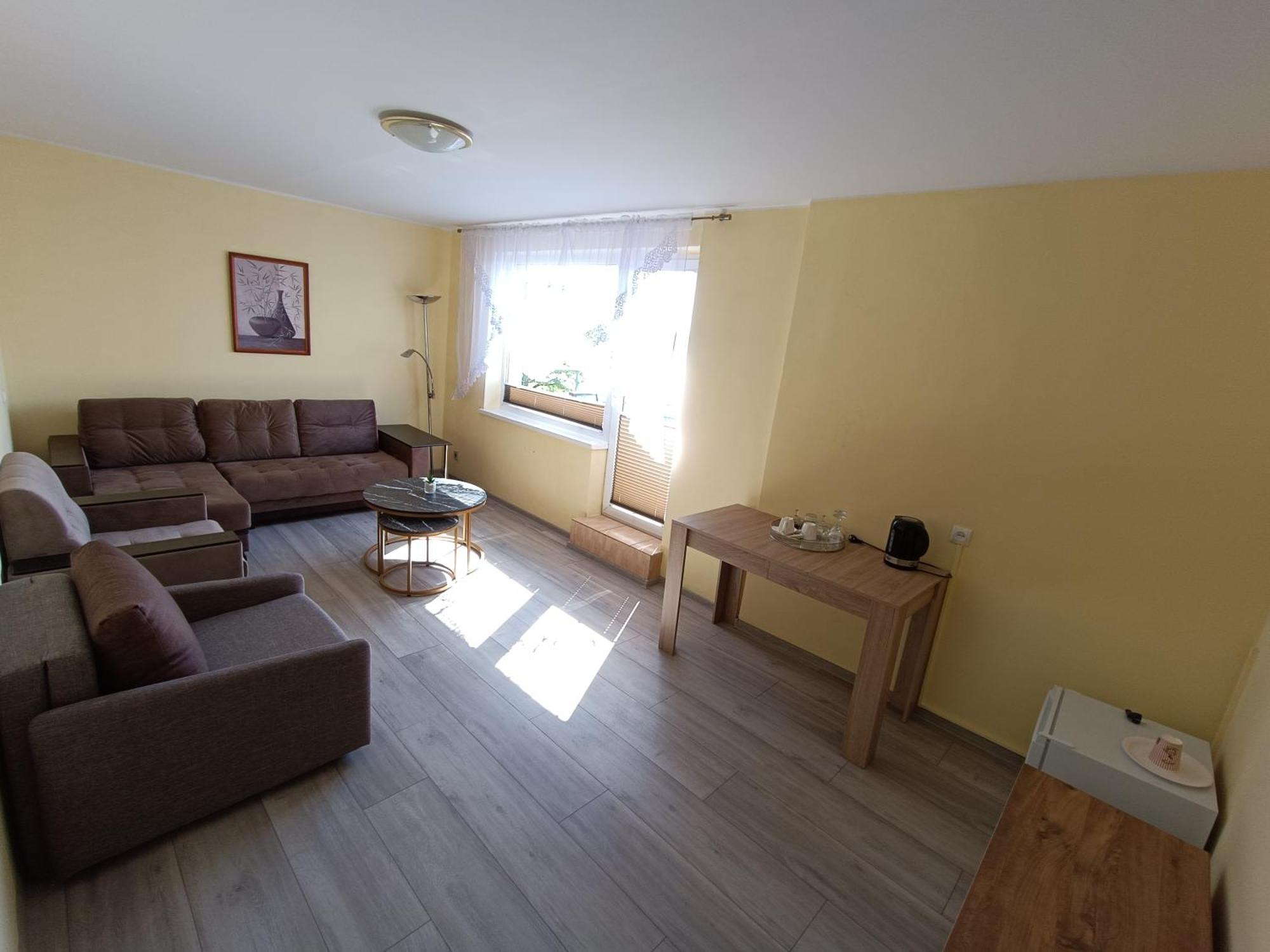Viesbutis Jurbarkas Otel Dış mekan fotoğraf