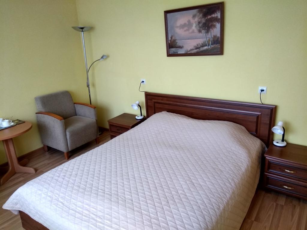 Viesbutis Jurbarkas Otel Dış mekan fotoğraf